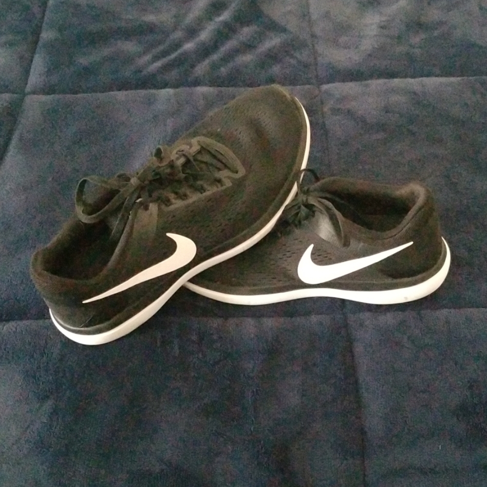 NEW NIKE SHOES!